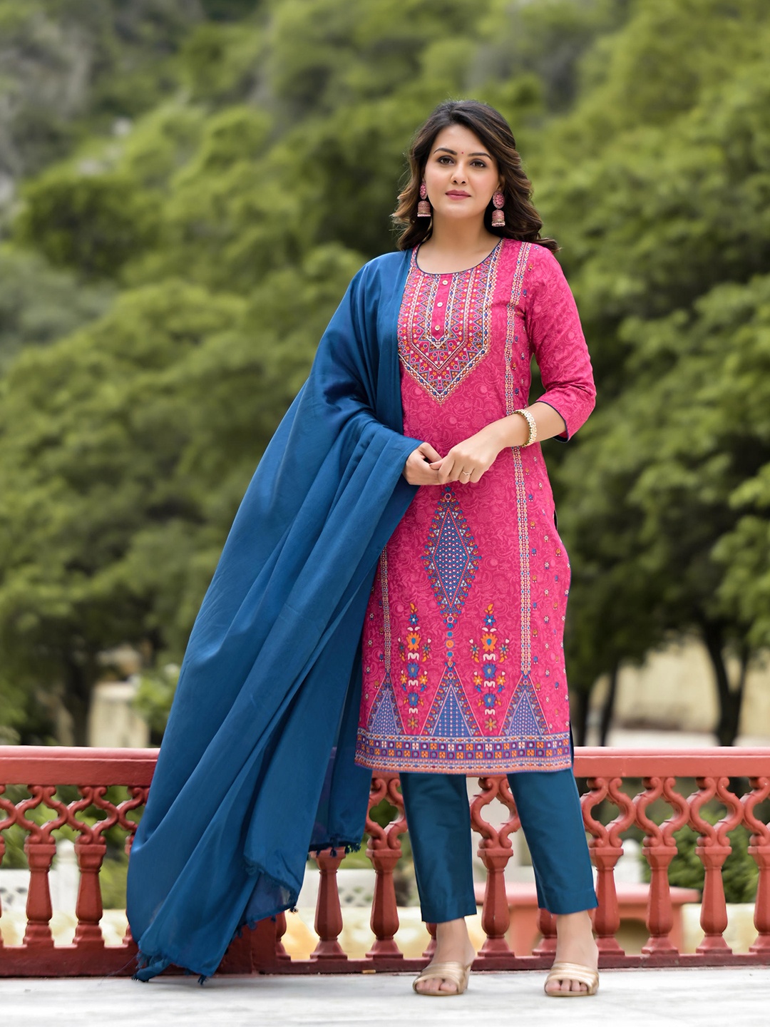 

Juniper Floral Printed Liva Straight Kurta With Trouser & Dupatta, Fuchsia