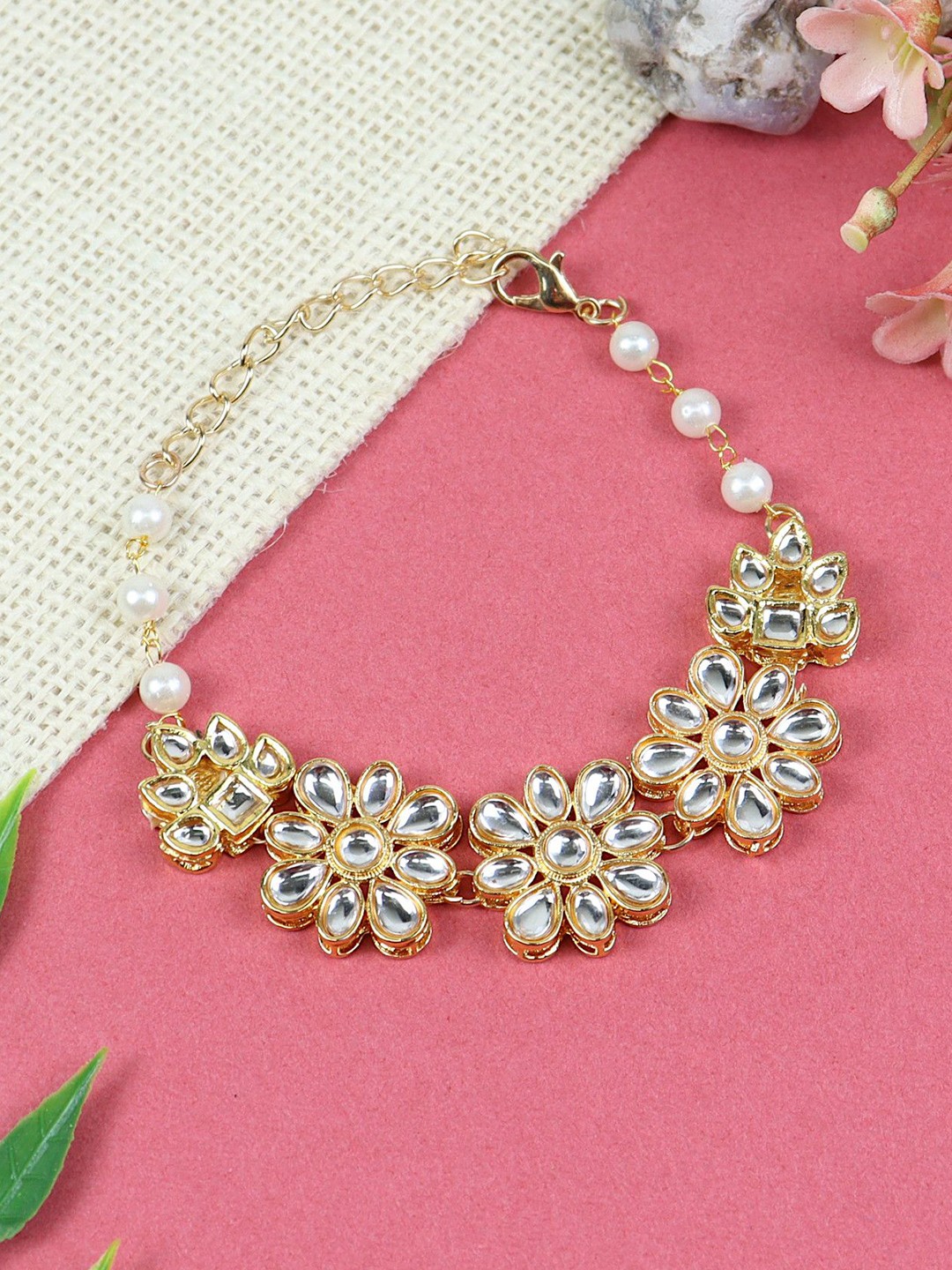 

Asthetika Kids Girls Gold-Plated Kundan Studded Link Bracelet