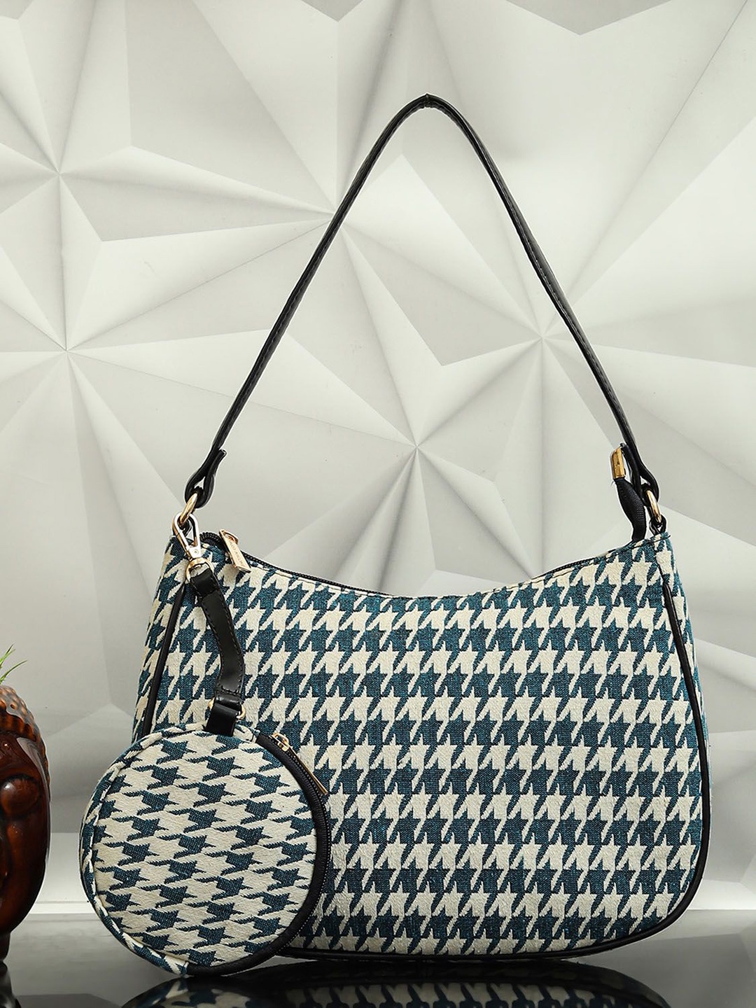 

Bagsy Malone Printed Structured Shoulder Bag With Pouch, White