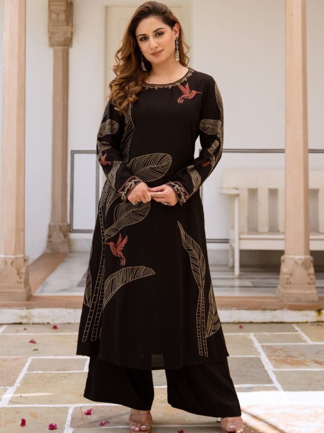 

AUTUMN LANE Floral Printed V-Neck Pure Cotton Straight Kurta with Palazzo, Brown
