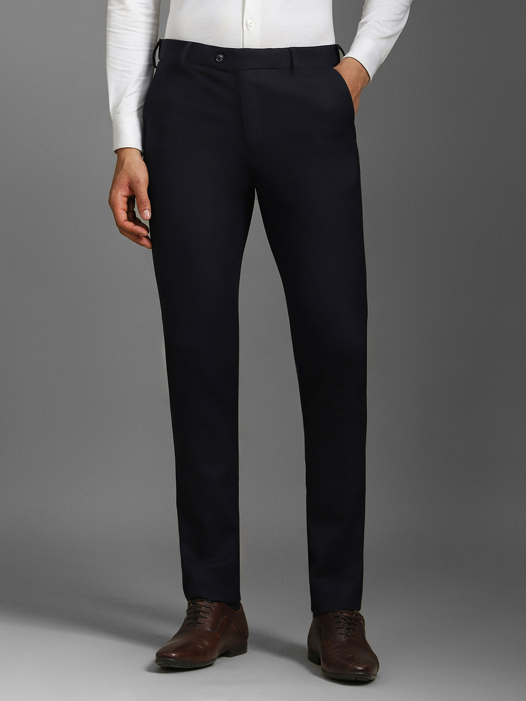 

Louis Philippe Men Slim Fit Trousers, Navy blue