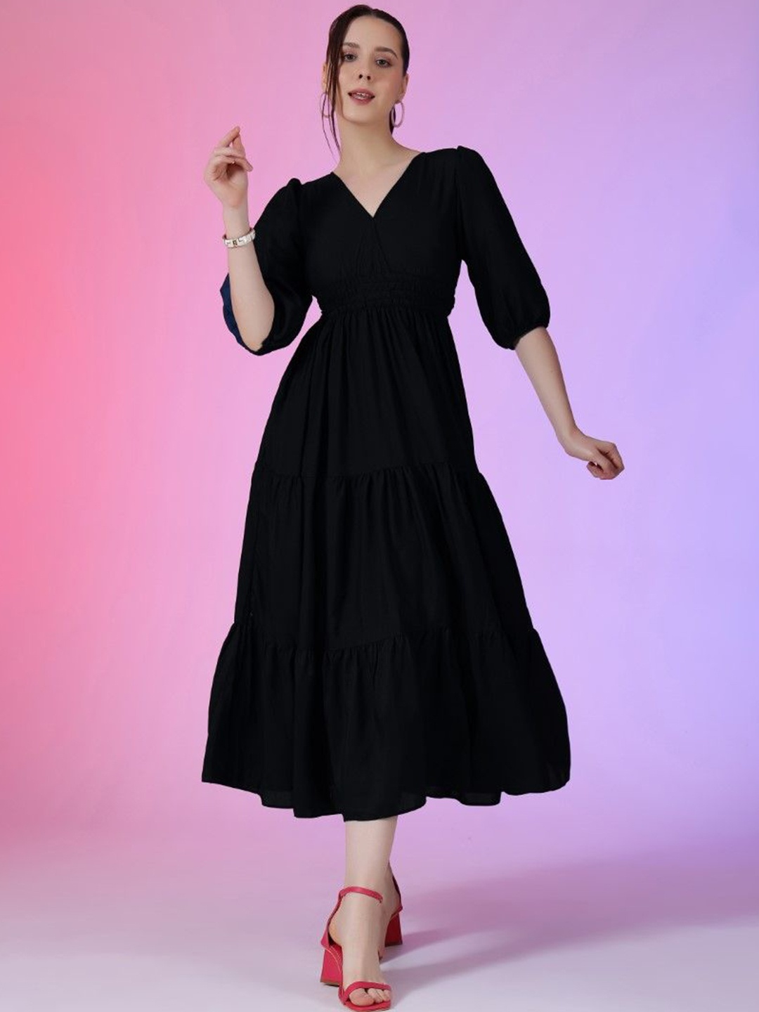 

Krunal Raiyani Applique Fit & Flare solid Maxi Dress, Black