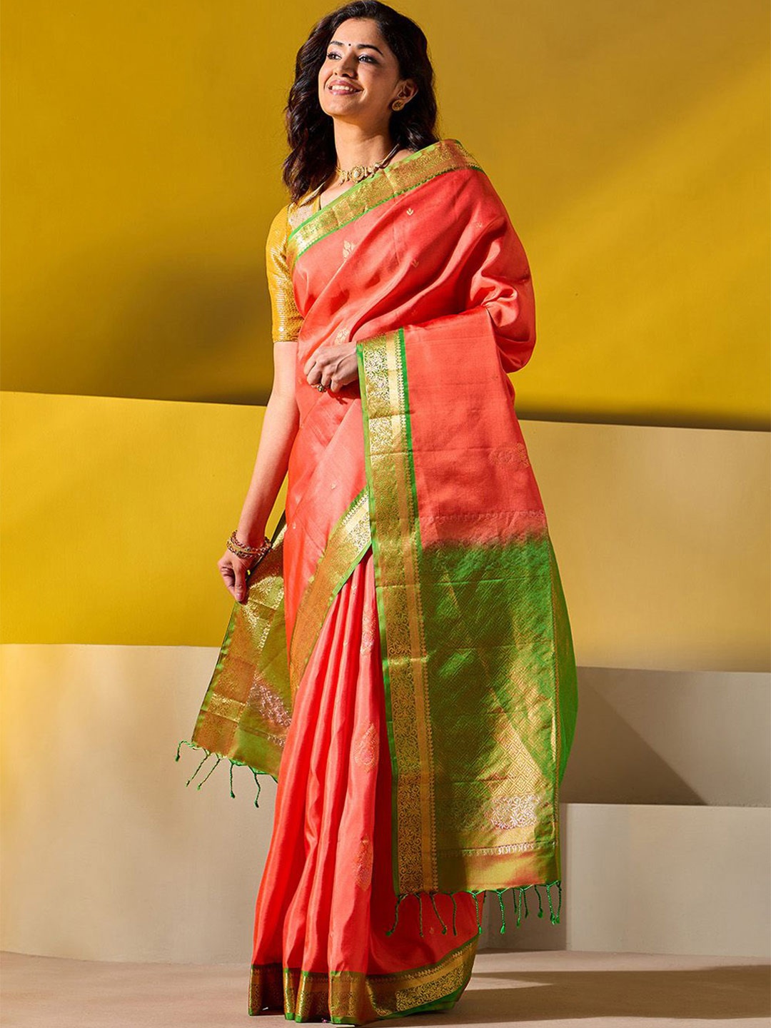 

Taneira Woven Design Zari Pure Silk Saree, Orange