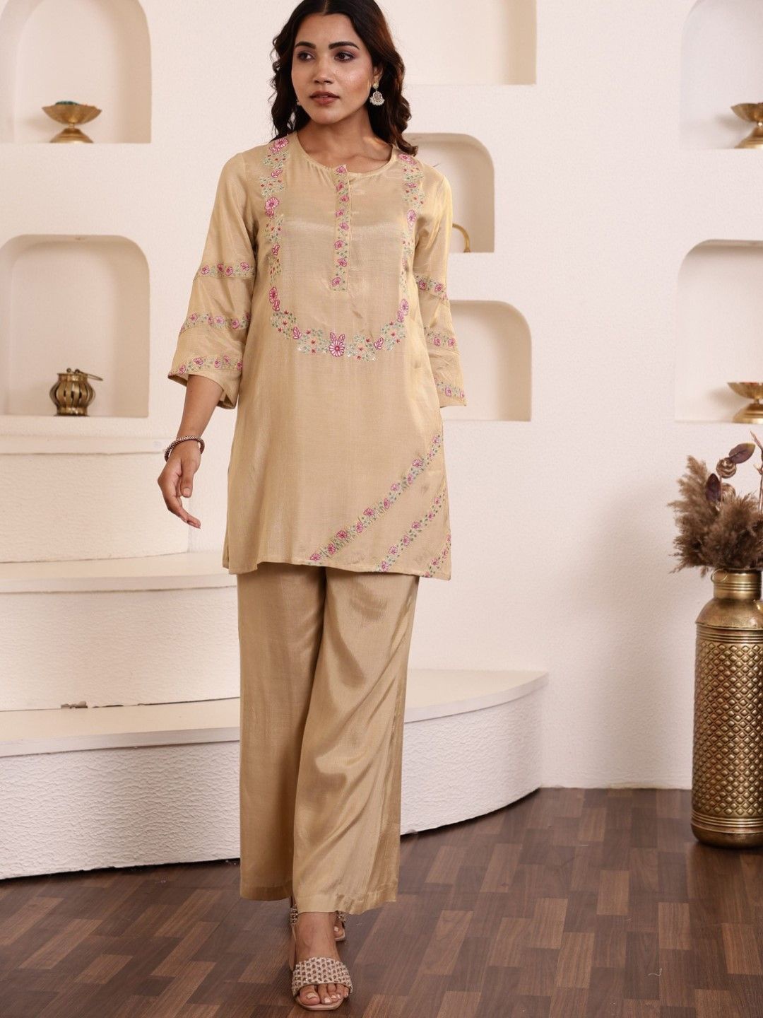 

AUTUMN LANE Floral Embroidered Pure Cotton Top with Trouser Co-Ords, Beige