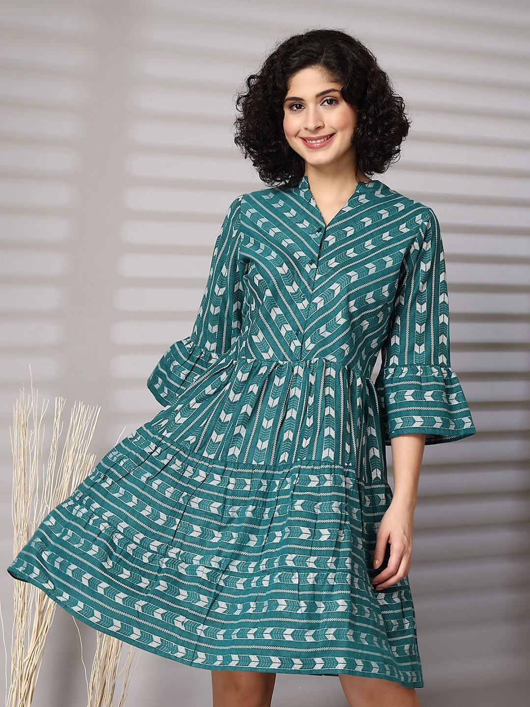 

plusS Women Floral Print Bell Sleeve Fit & Flare Dress, Green