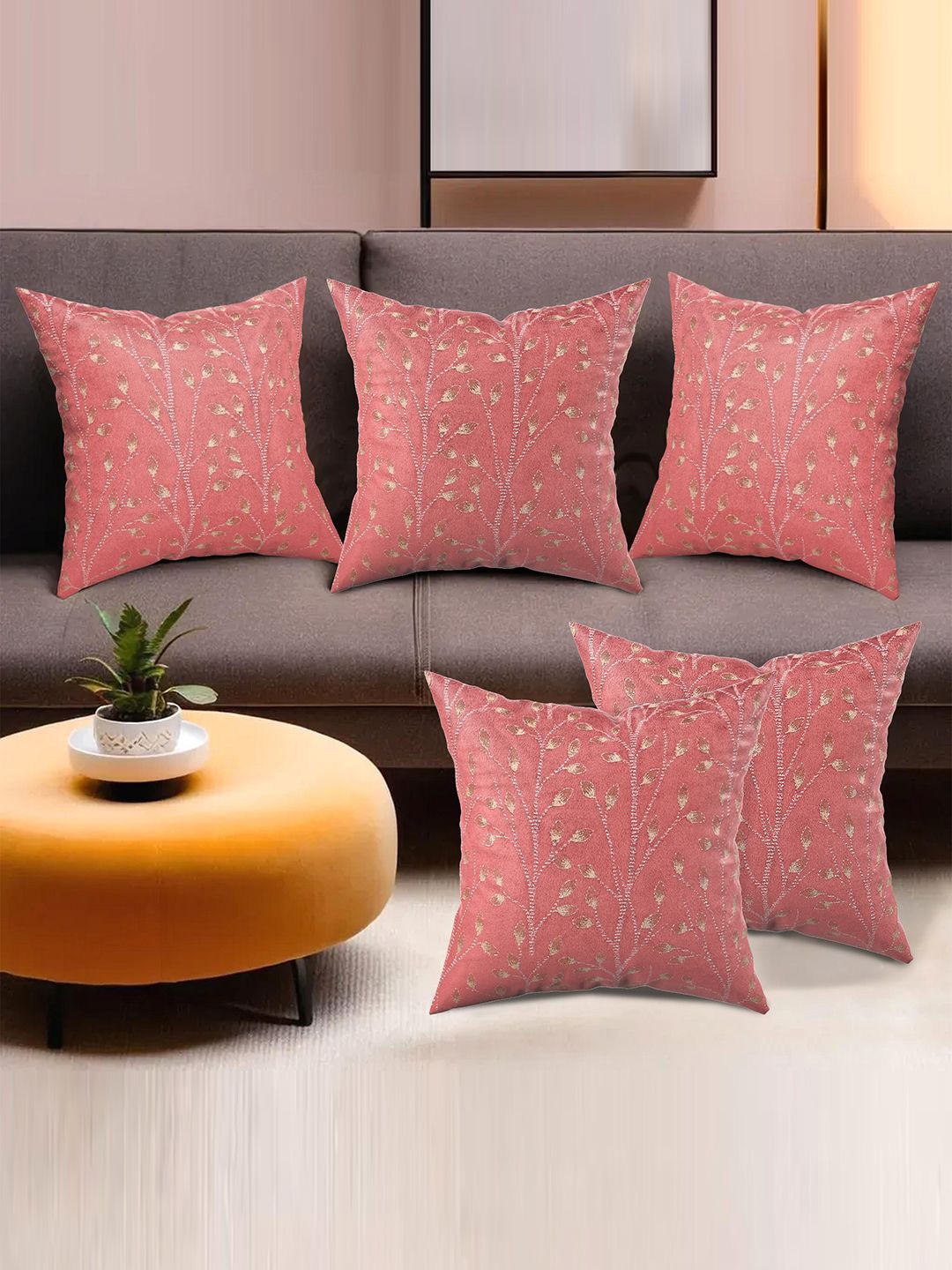 

Kuber Industries Brown & Gold-Toned 5 Pieces Velvet Square Cushion Covers, Maroon