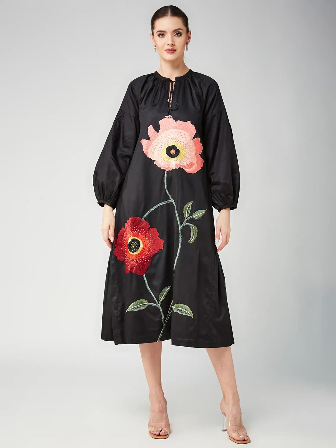 

BETRUE Floral A-Line Midi Dress, Black