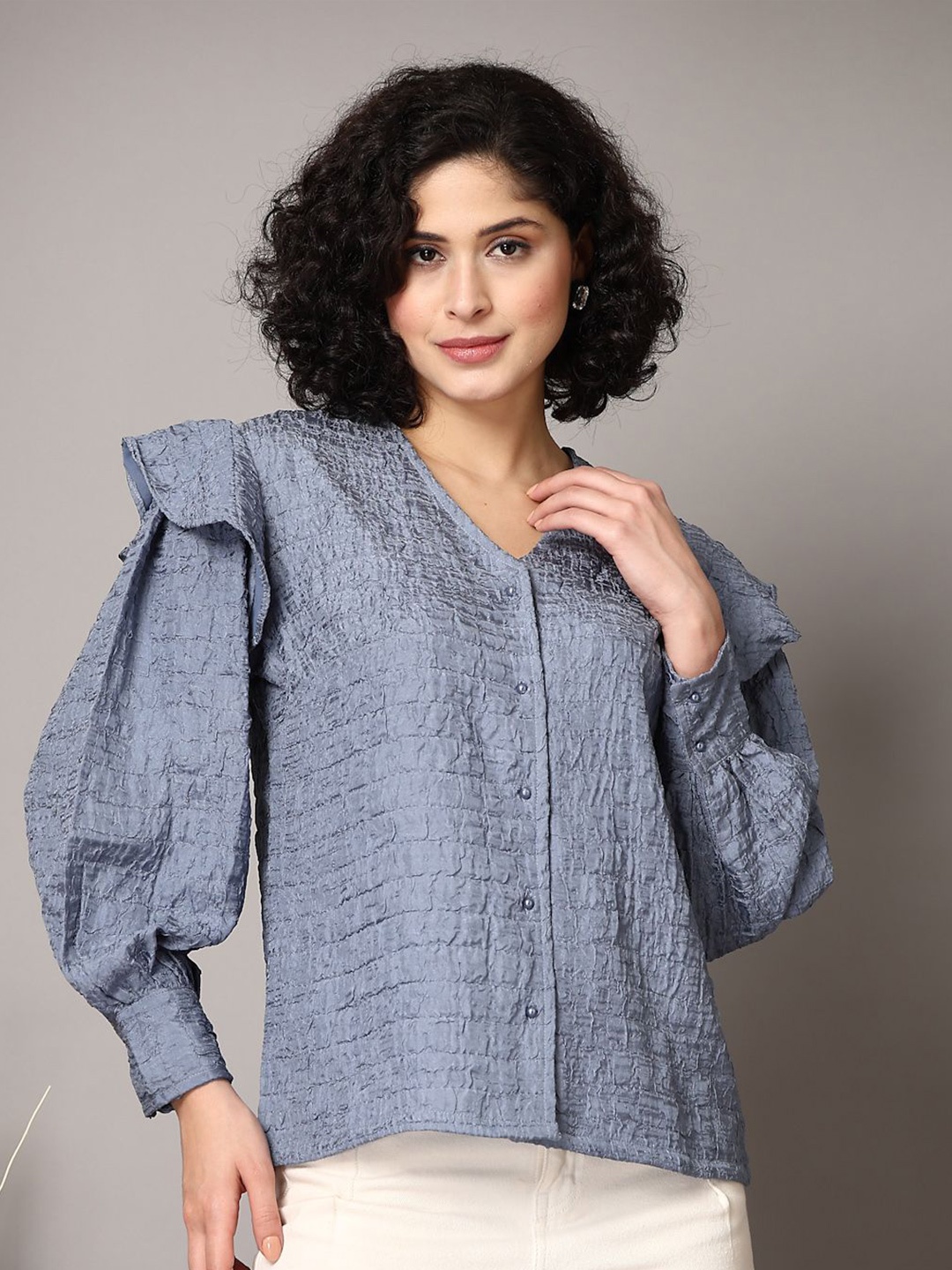 

plusS Women Standard Collarless Solid Casual Shirt, Blue