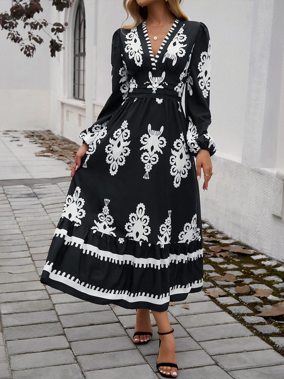 

StyleCast Ethnic Motifs Printed Fit & Flare Maxi Dress, Black