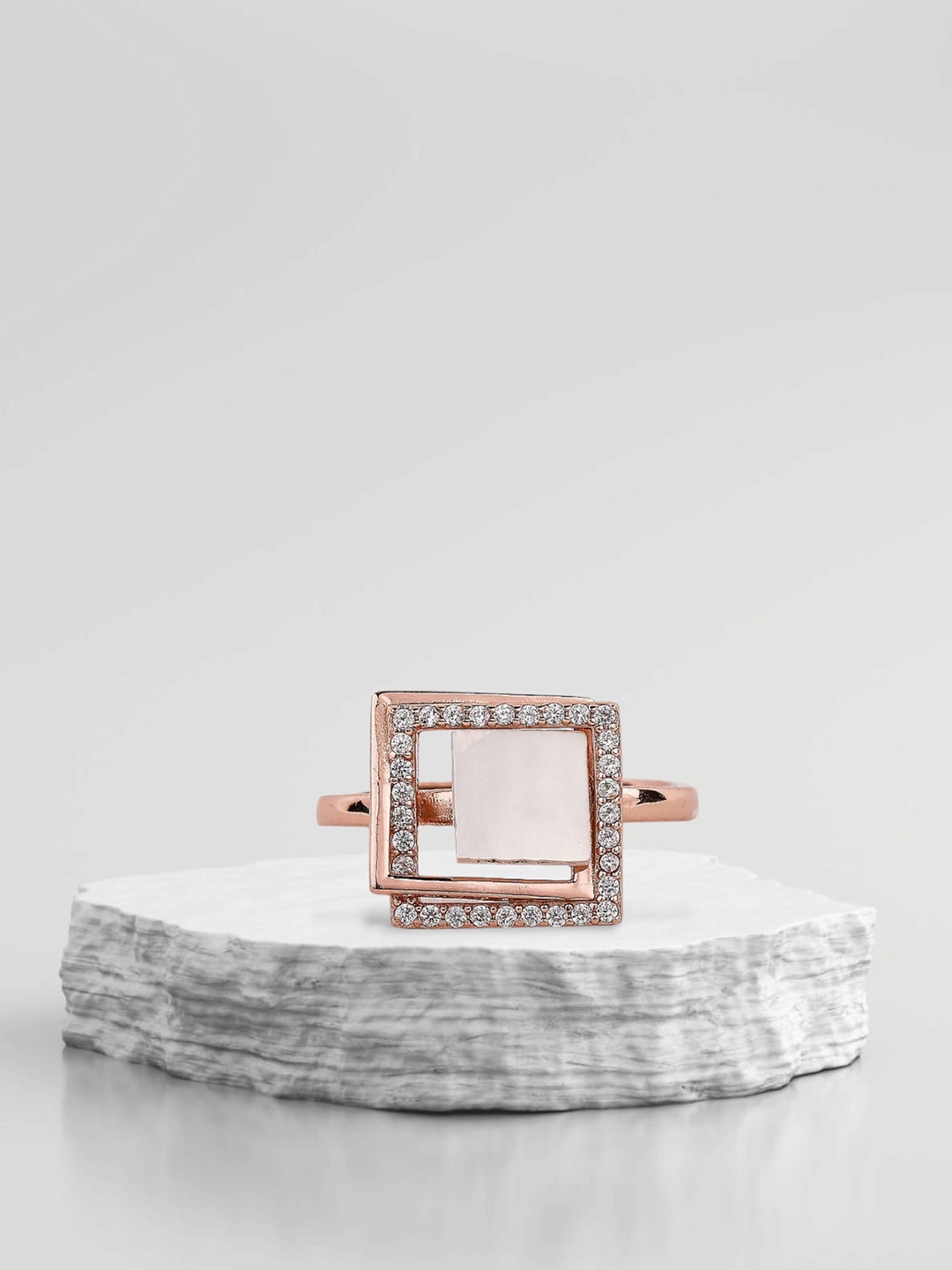 

De Flossy Silver Women 925 Sterling Silver Rose Gold-Plated Stone-Studded Finger Ring
