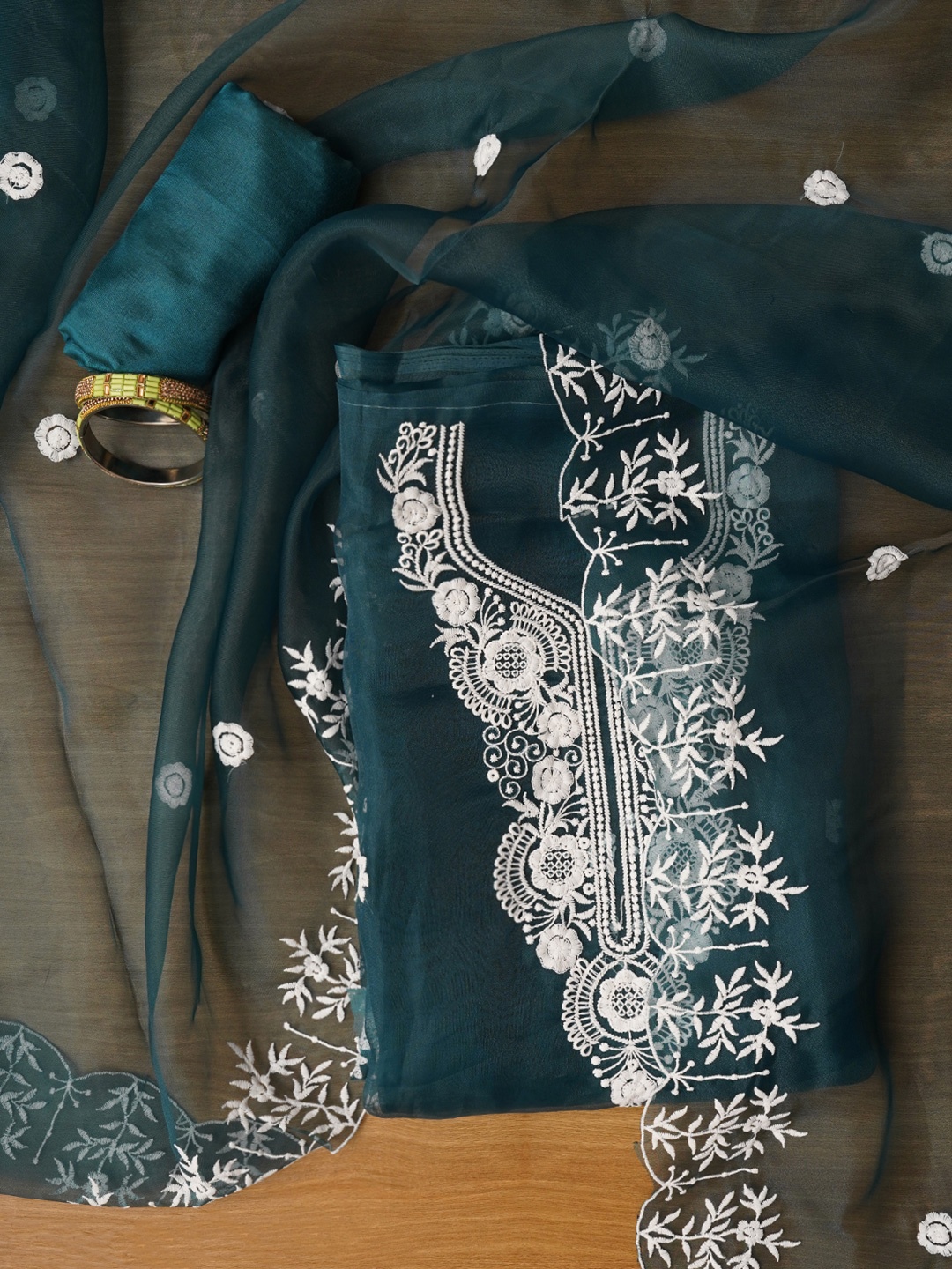 

Jaipur Kurti Women Ethnic Motifs Embroidered Organza Dress Material with Dupatta, Teal