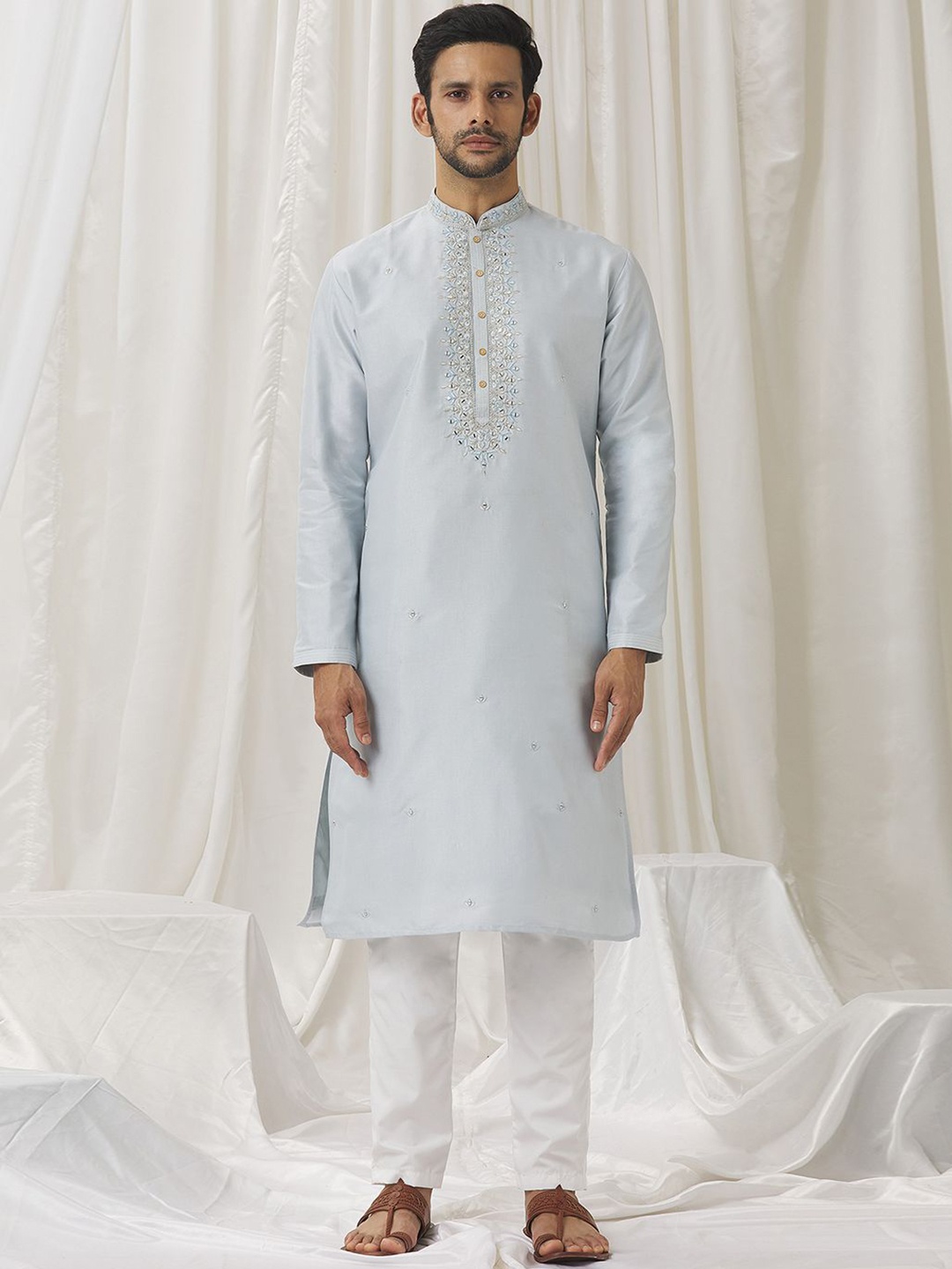 

Alaya Advani Floral Embroidered Mirror Work Silk Cotton Straight Kurta with Trousers, Blue