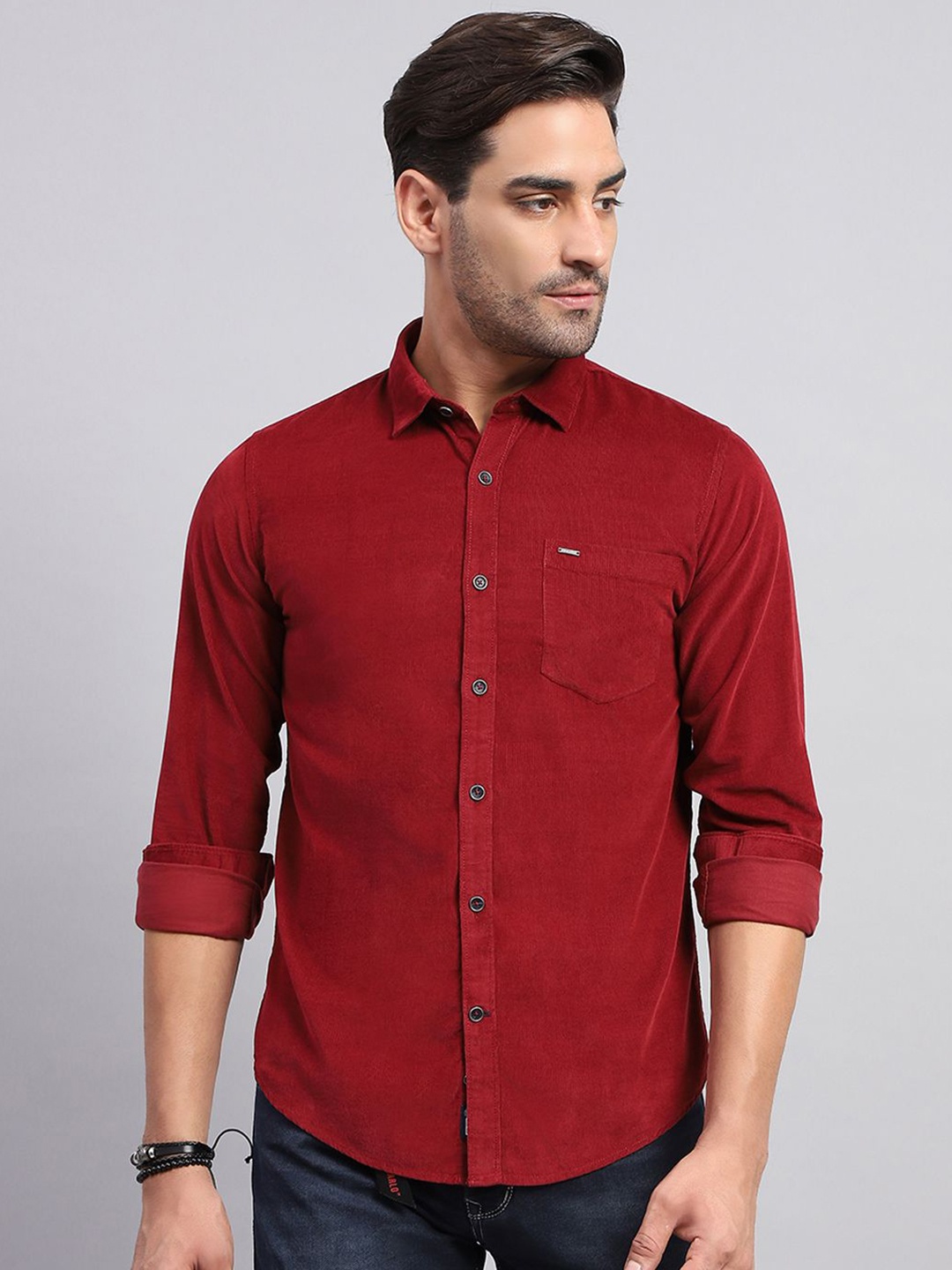 

Monte Carlo Men Spread Collar Solid Cotton Casual Shirt, Maroon