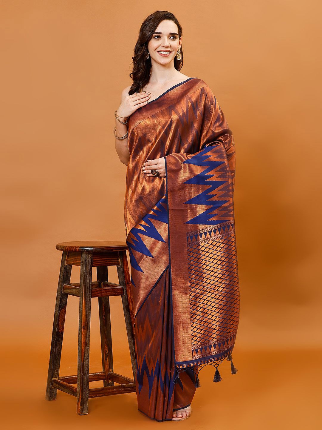 

Meena Bazaar Woven Design Zari Art Silk Saree, Navy blue