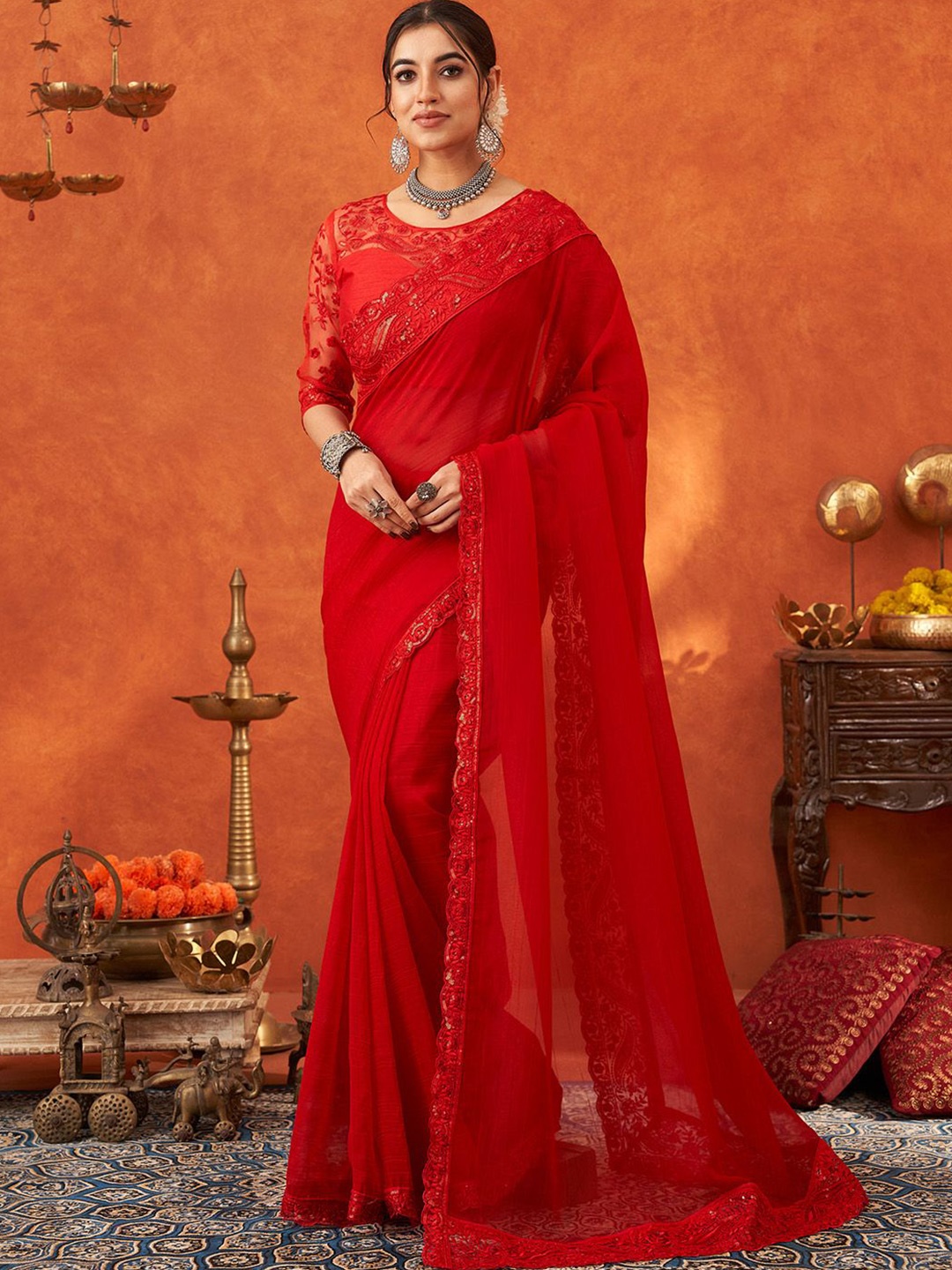 

Anouk Solid Embellished Sequinned Party Wear Saree, Red