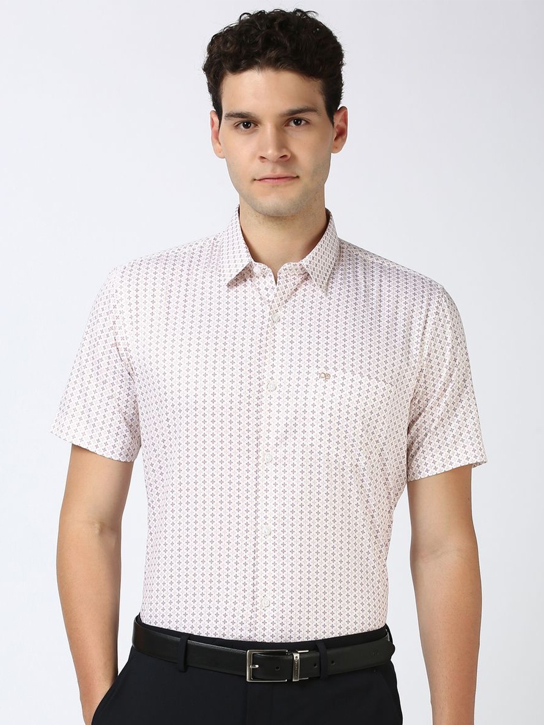 

Peter England Men Spread Collar Geometric Printed Cotton Formal Shirt, White