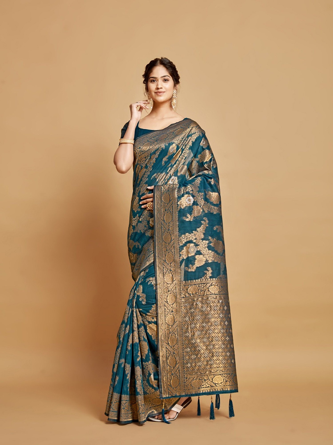 

MAHALASA Woven Design Zari Saree, Blue