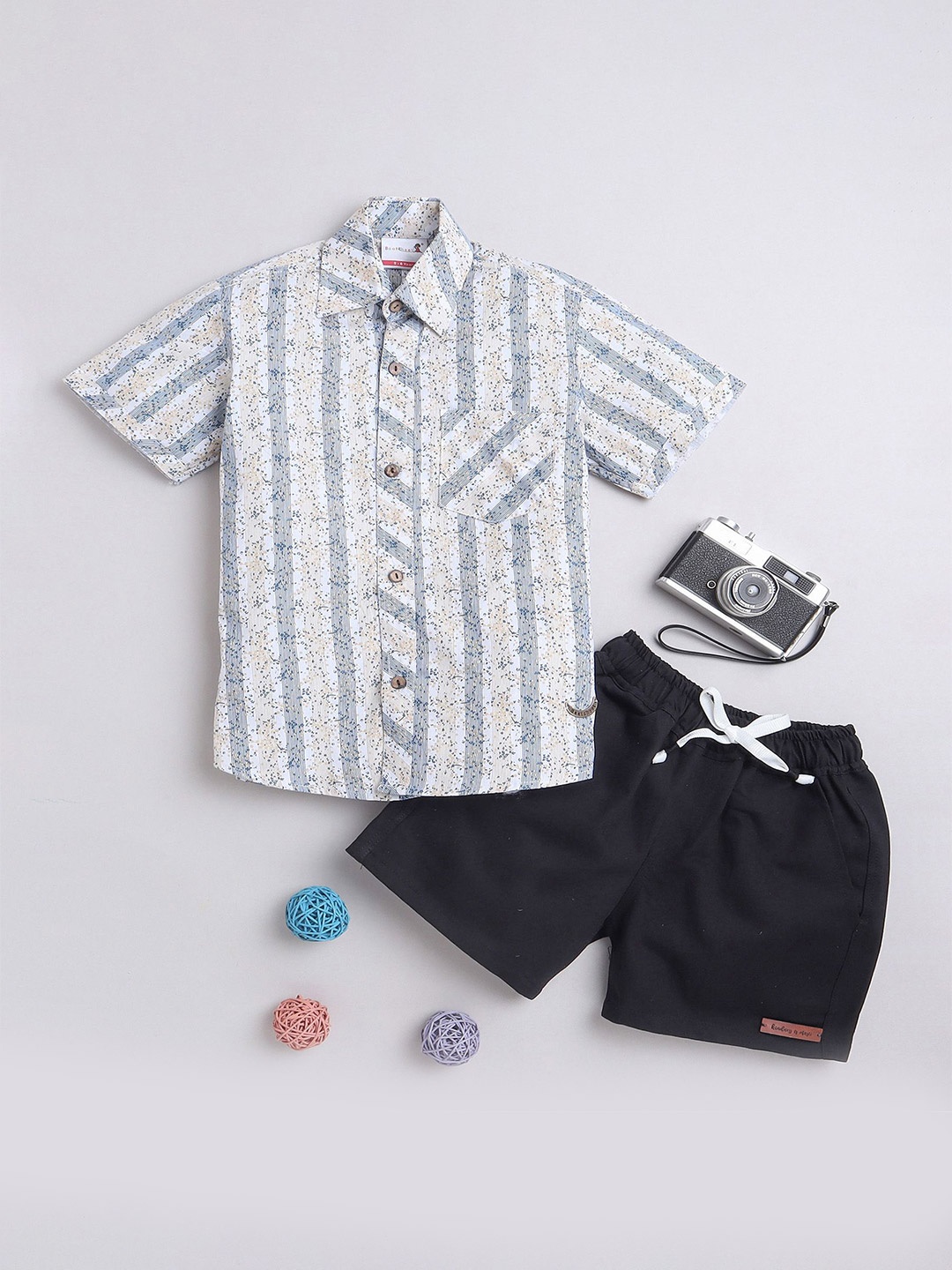 

BAATCHEET Boys Pure Cotton Printed Shirt with Shorts, Yellow