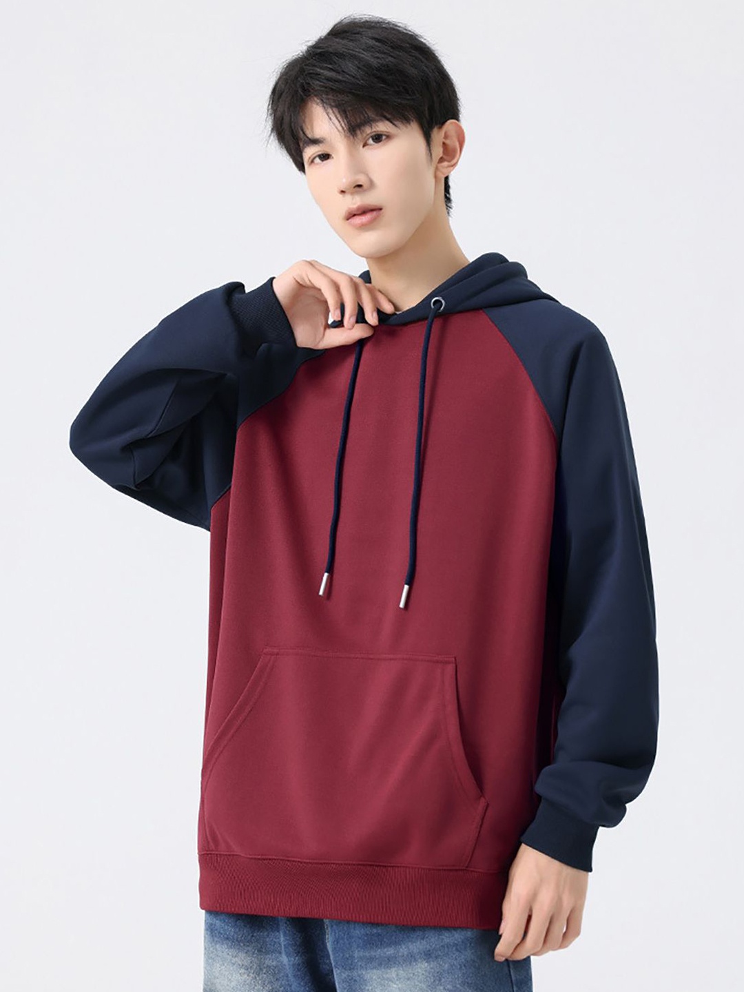 

StyleCast x Revolte Men Solid Hooded Sweatshirt, Maroon