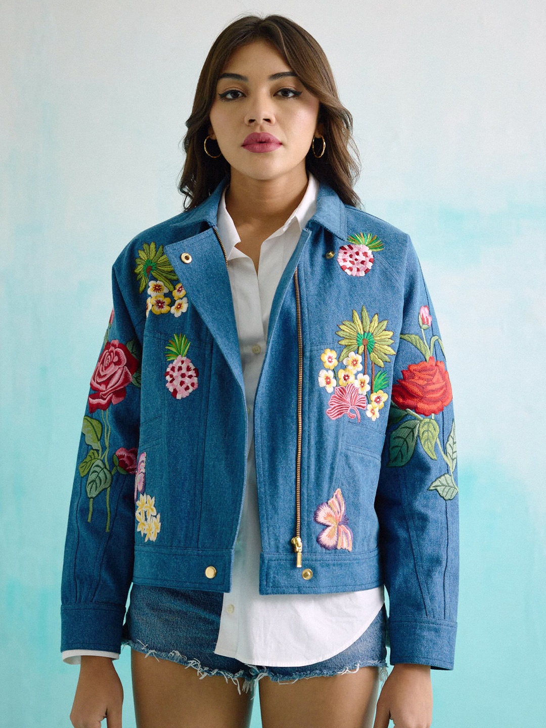 

BETRUE Women Floral Cotton Denim Jacket with Embroidered, Blue