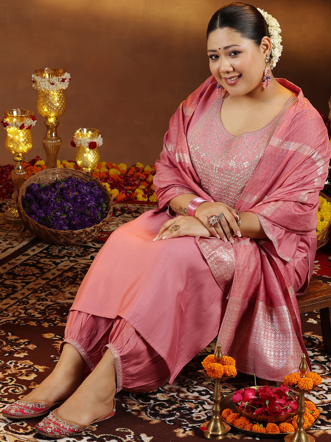 

EXTRA LOVE BY LIBAS Plus Size Floral Yoke Design Sequinned Kurta With Salwar & Dupatta, Peach