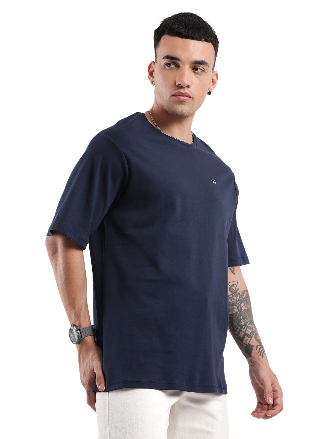 

WROGN Men Solid Round Neck Pure Cotton T-shirt, Navy blue