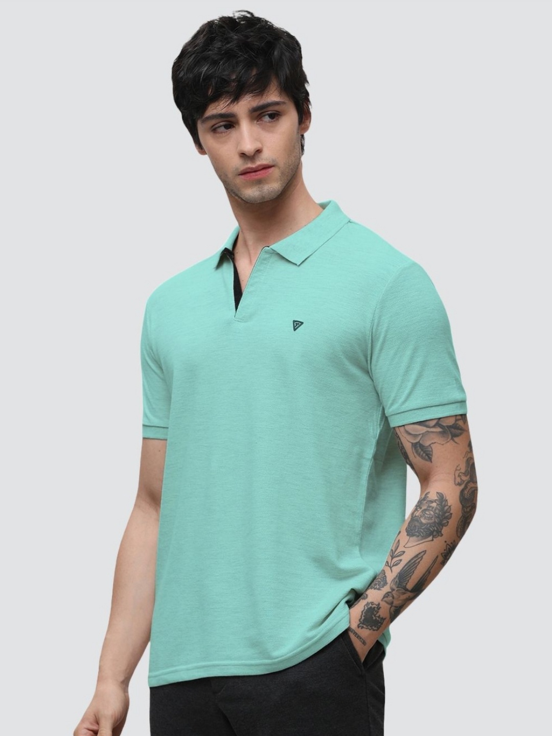

Klub Fox Men Solid Polo Collar Cotton T-shirt, Turquoise blue