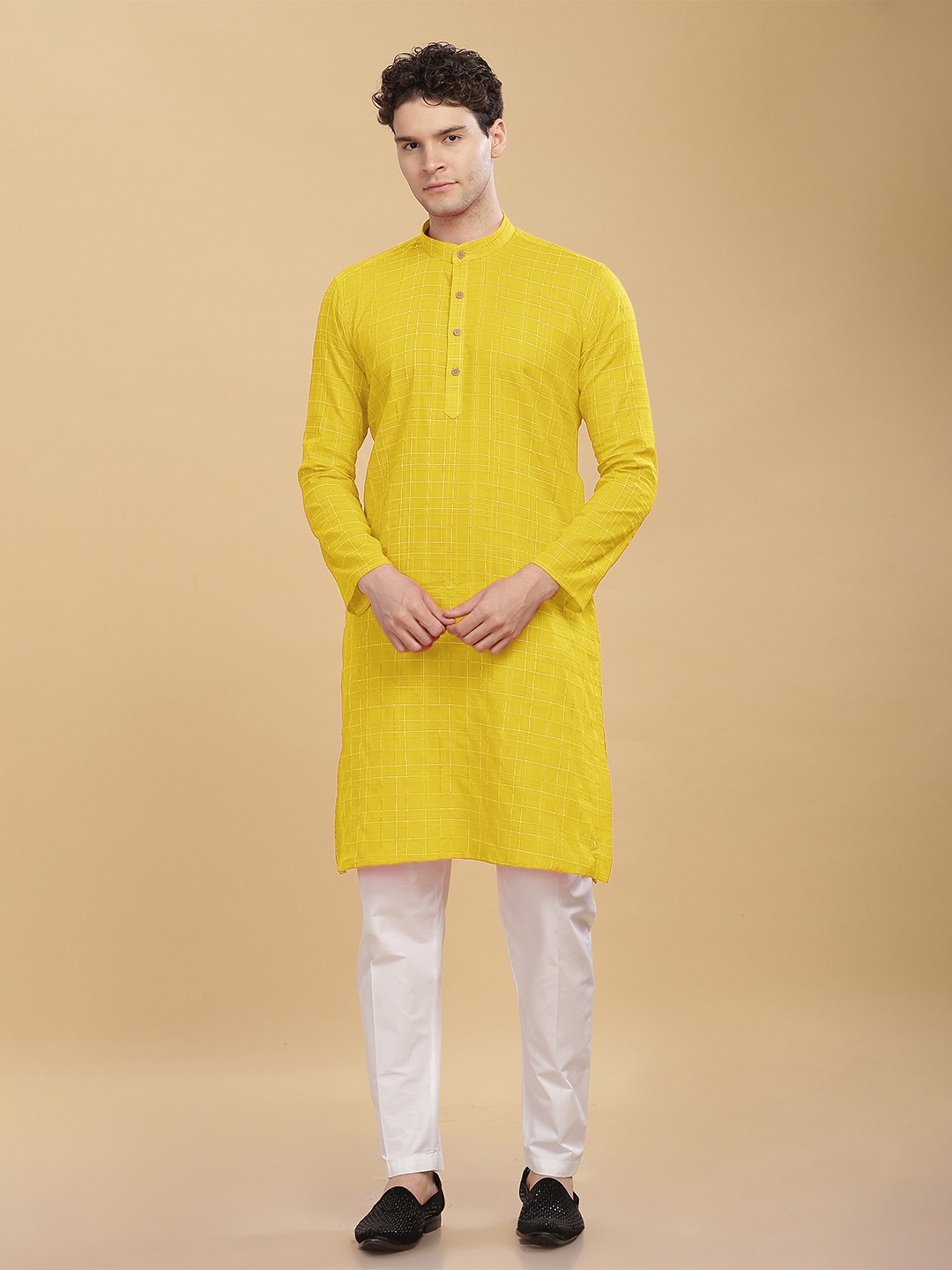 

Anouk Men Checked Thread Work Cotton Kurta, Yellow