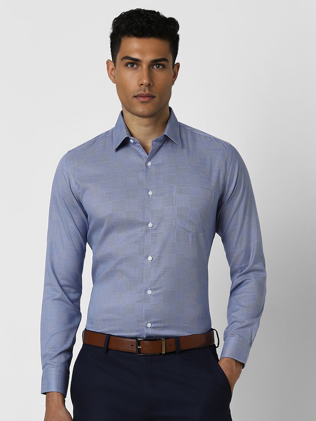 

Van Heusen Men Spread Collar Checked Cotton Slim Fit Formal Shirt, Blue