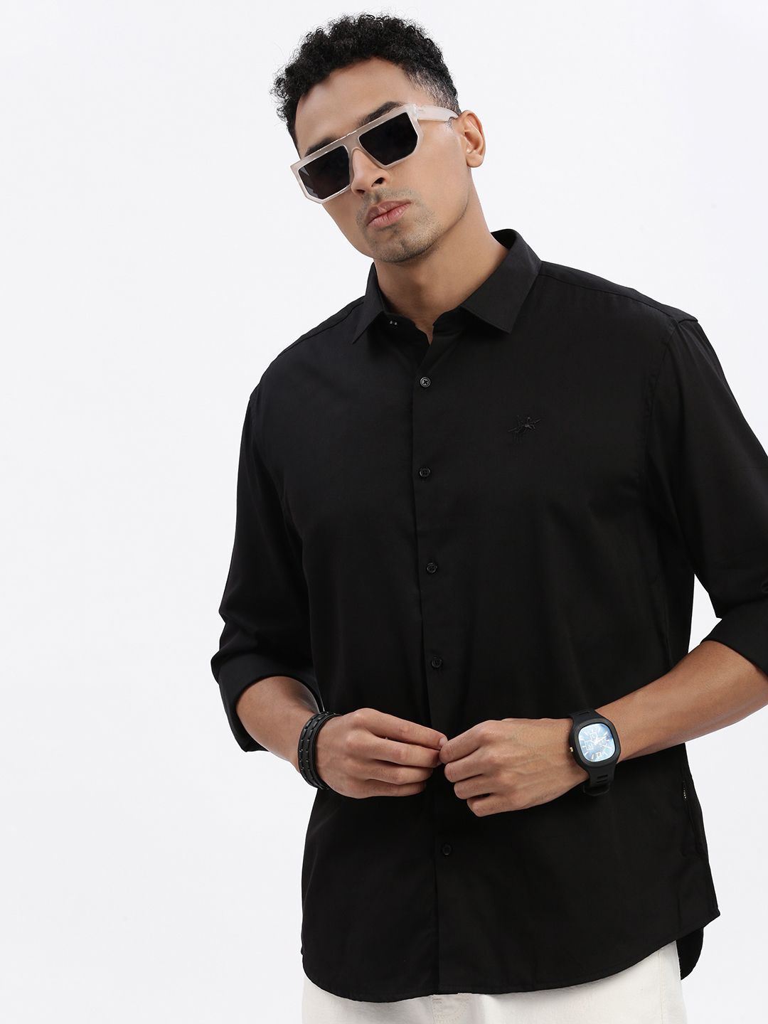 

SHOWOFF Men Premium Spread Collar Solid Cotton Slim Fit Casual Shirt, Black