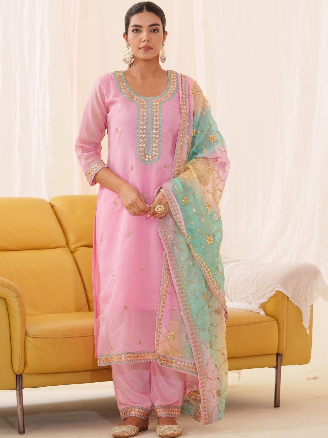 

AUTUMN LANE Floral Embroidered Thread Work Straight Kurta with Trouser & Dupatta, Pink