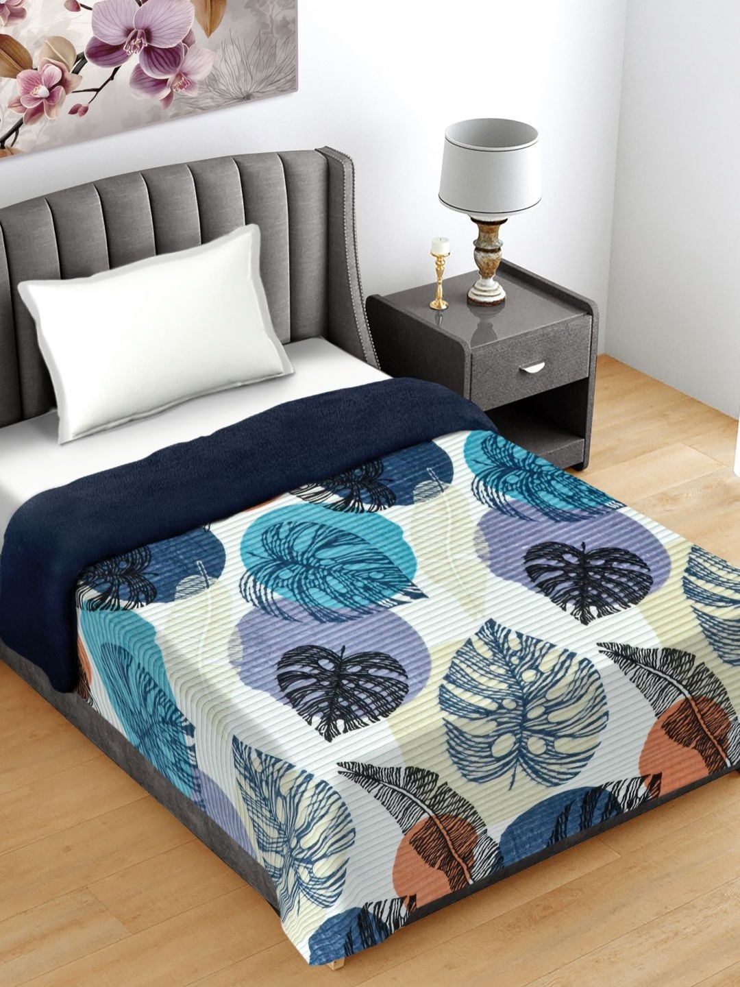 

FABINALIV Blue & White Floral Woollen 400 GSM Mild Winter Single Bed Comforter