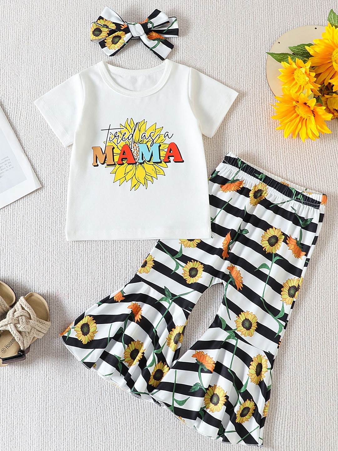 

LULU & SKY Girls Printed T-shirt with Pyjamas & Hairband, White