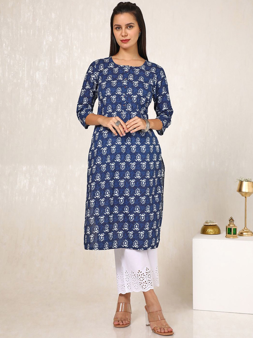 

Soch Women Geometric Printed Kurta, Blue