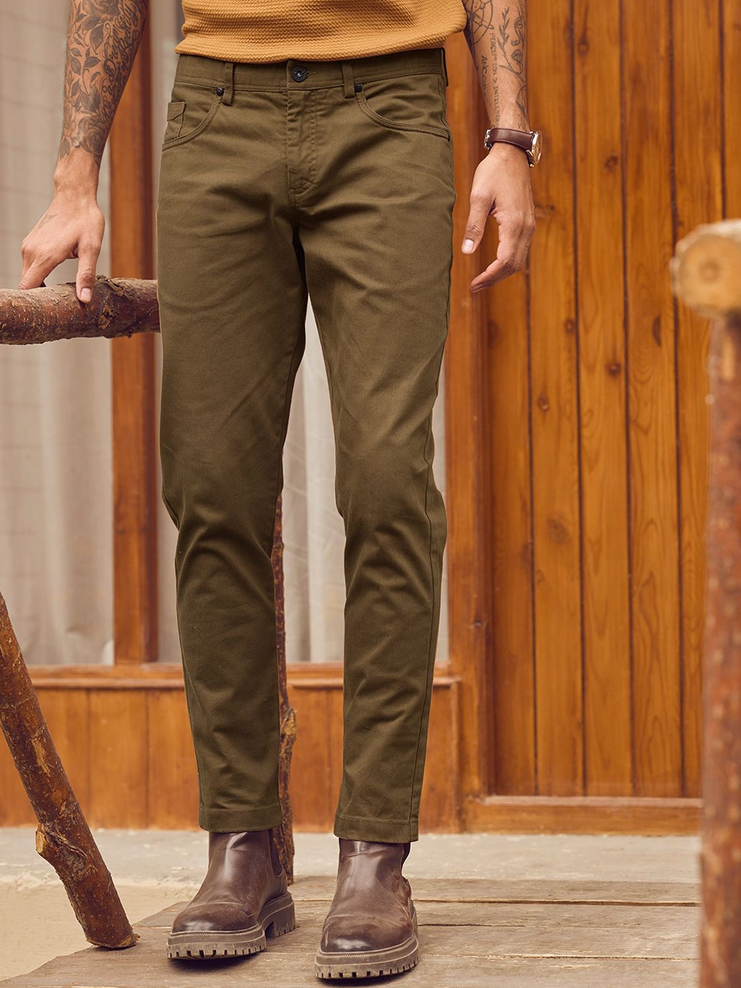 

Andamen Men Twill Woven Regular Fit Chino, Olive