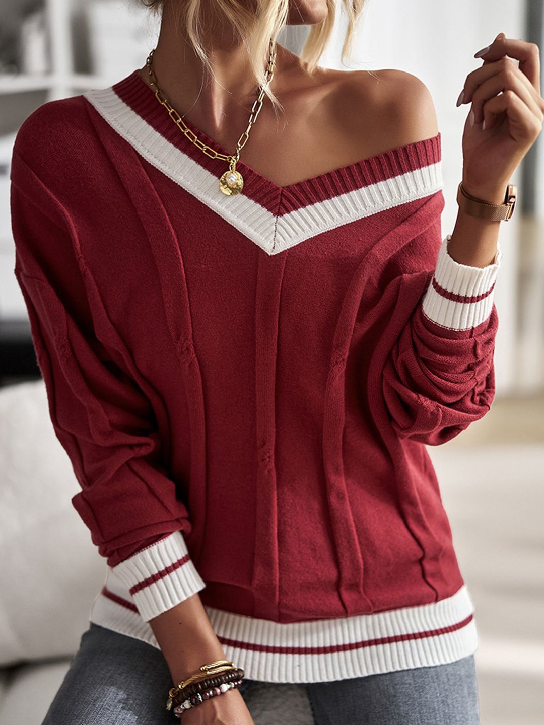 

StyleCast Women Solid Pullover Sweater, Maroon