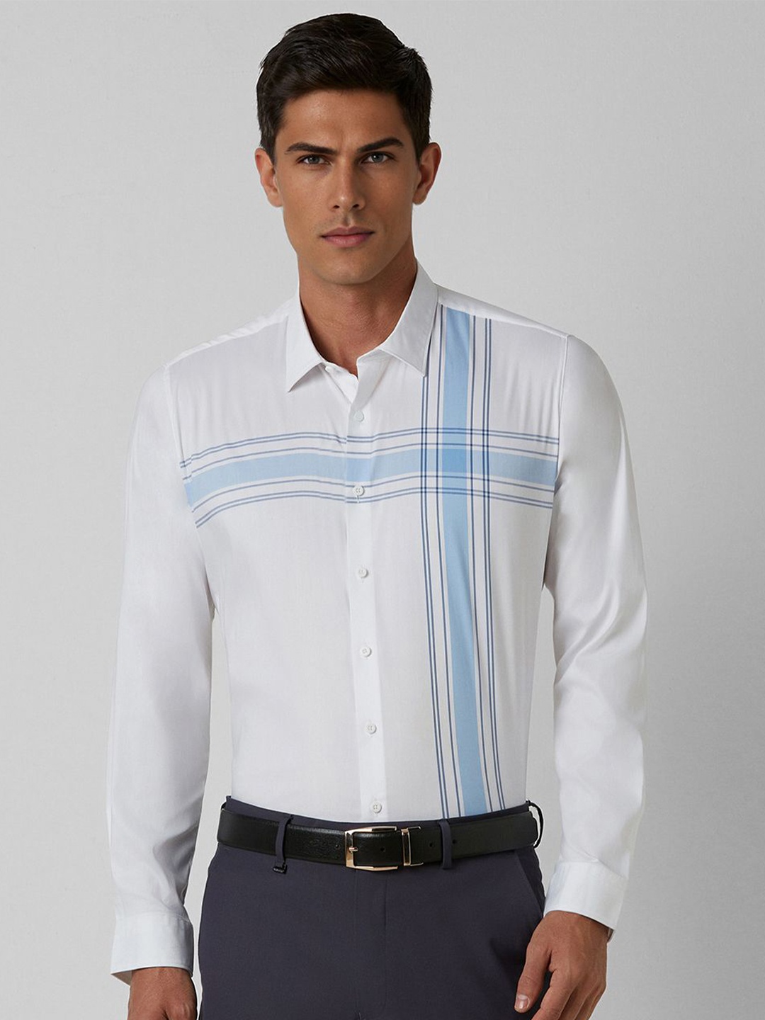 

Van Heusen Men Spread Collar Multi Striped Cotton Slim Fit Formal Shirt, White