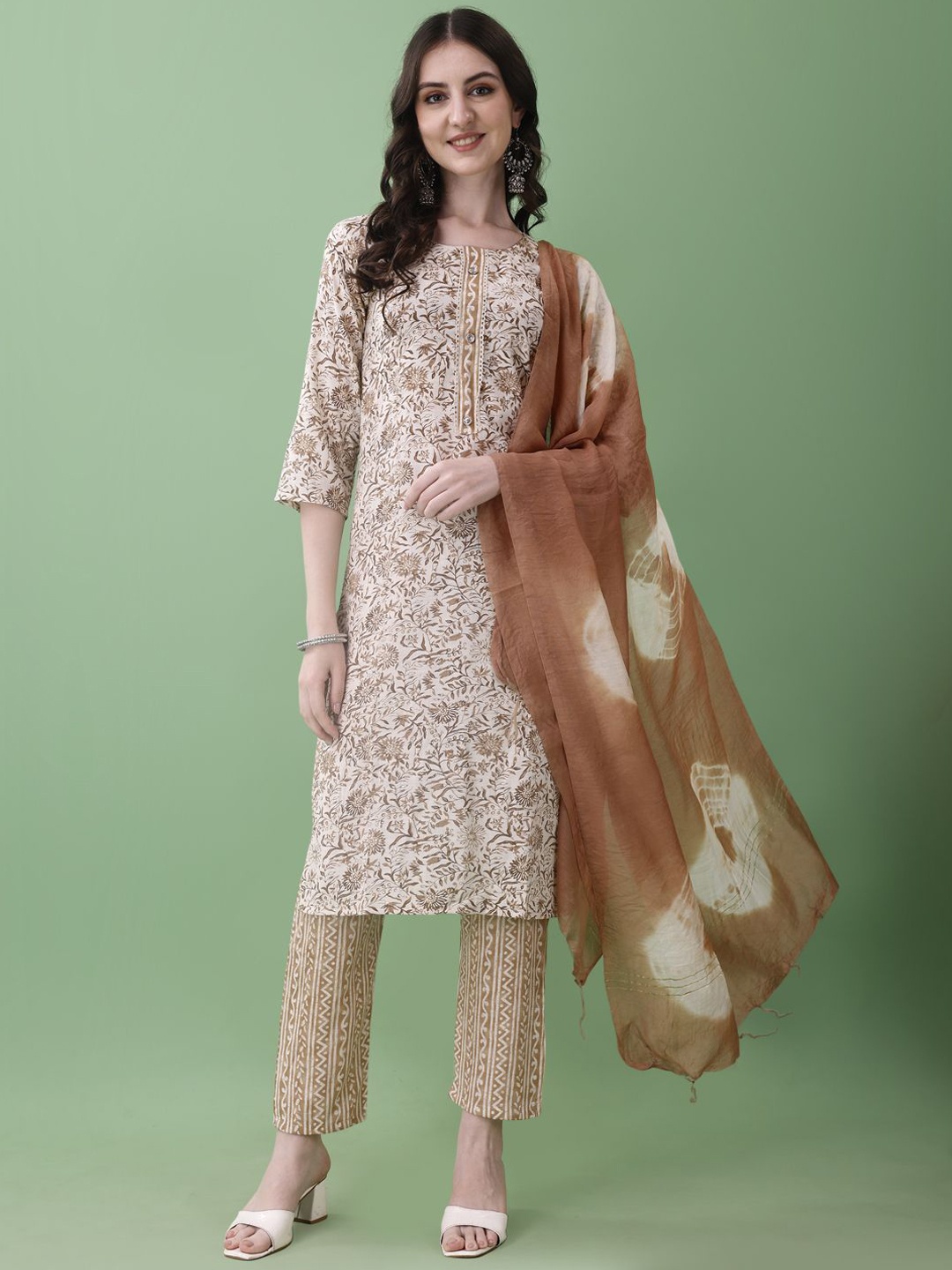 

KUNDAN FAB Floral Printed Pure Cotton Kurta with Trouser & Dupatta, Cream