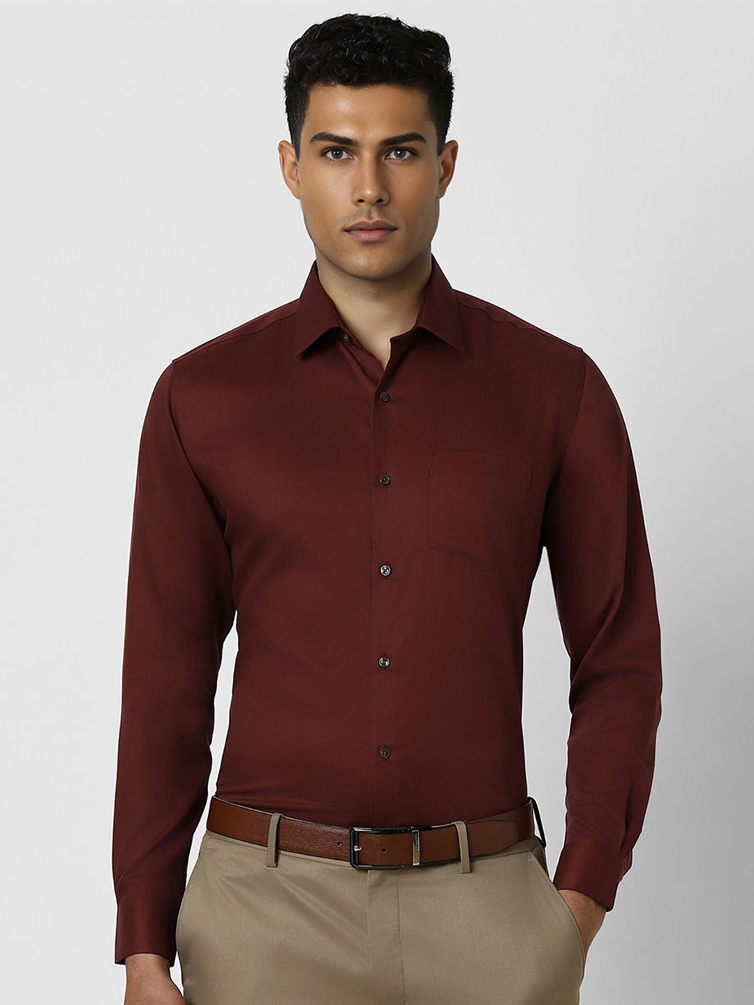 

Van Heusen Men Spread Collar Solid Cotton Slim Fit Formal Shirt, Maroon