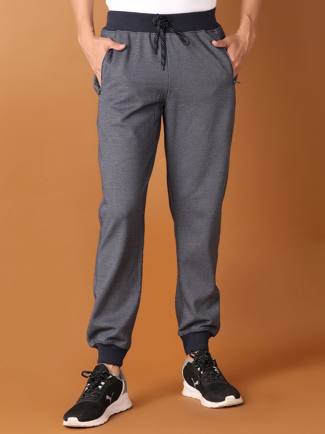 

V-Mart Men Cotton Mid-Rise Regular Fit Joggers, Grey
