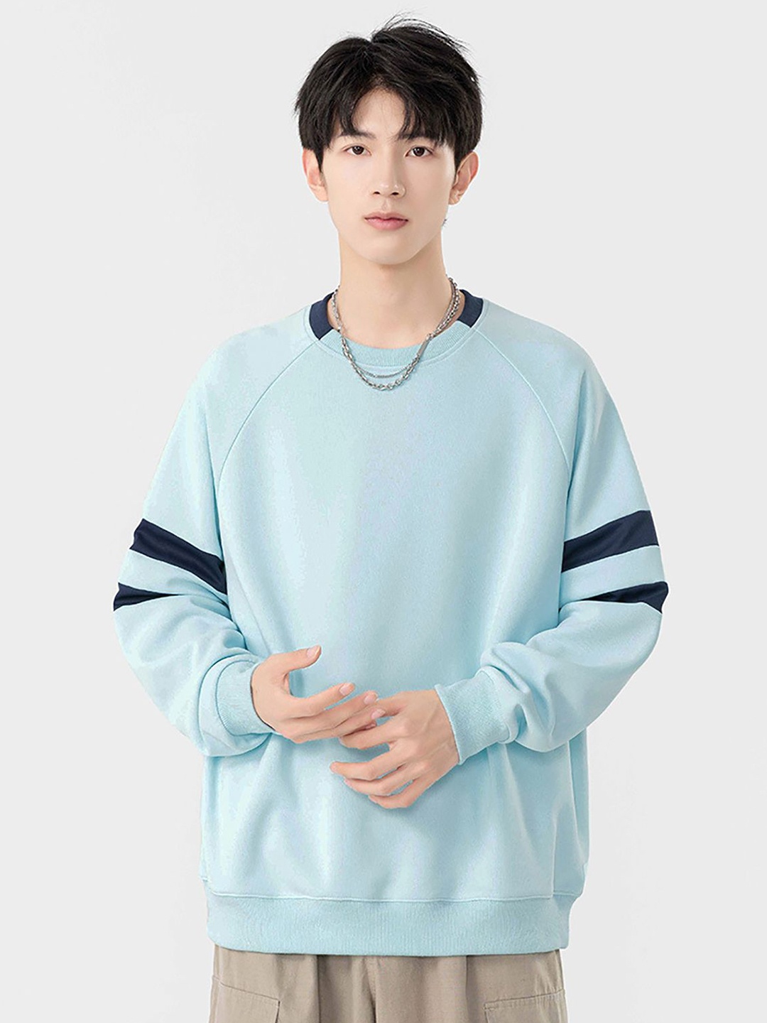 

StyleCast x Revolte Men Solid Sweatshirt, Blue