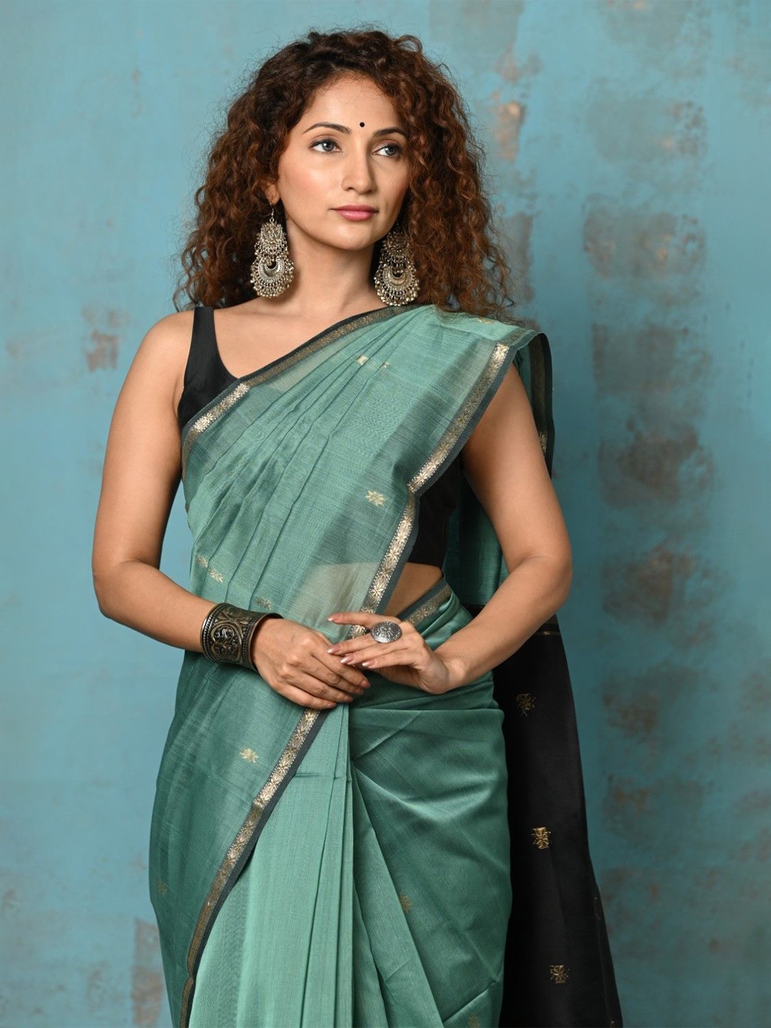 

Very Much Indian Woven Design Ethnic Motifs Zari Pure Cotton Saree, Green