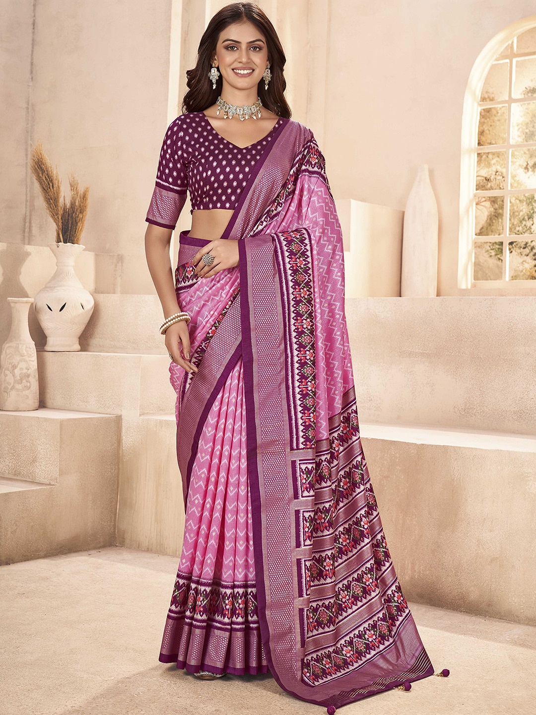 

Ethnielle Printed Ethnic Motifs Zari Tussar Saree, Pink