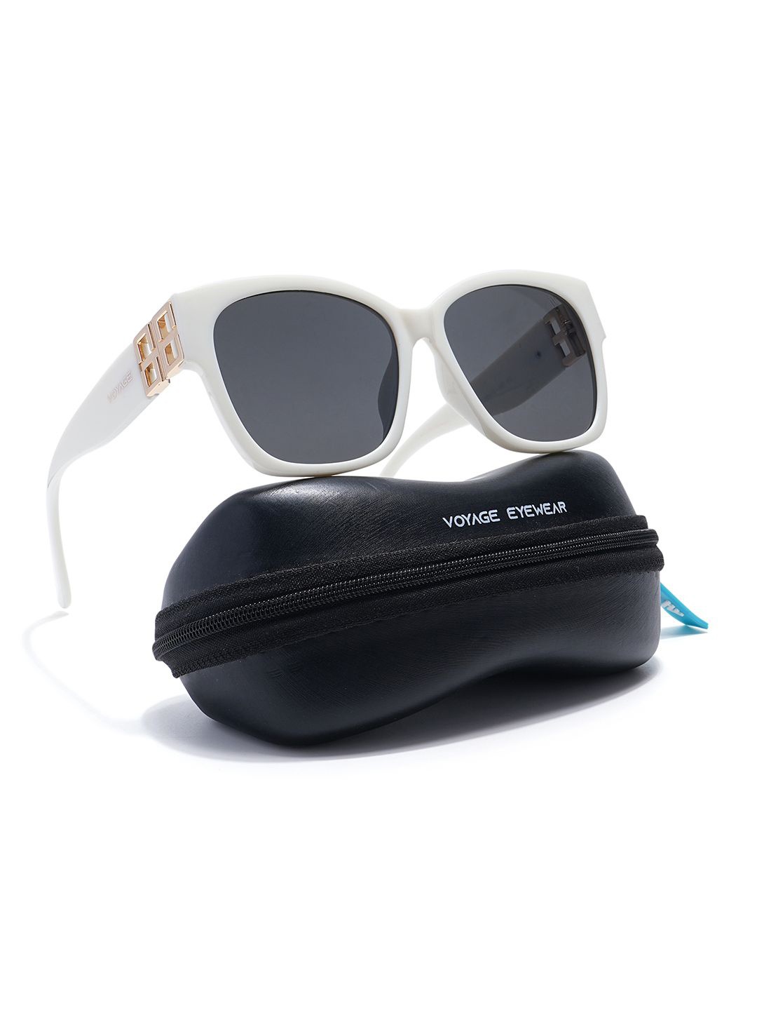 

Voyage Unisex Oversized Sunglasses with UV Protected Lens, Black