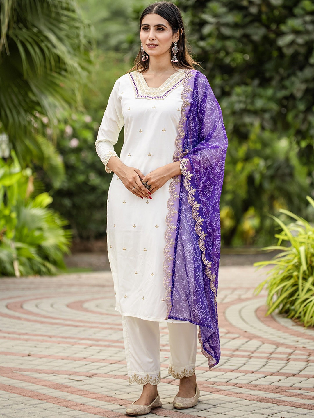 

KALINI Ethnic Motifs Embroidered V-Neck Sequinned Straight Kurta with Trousers & Dupatta, White