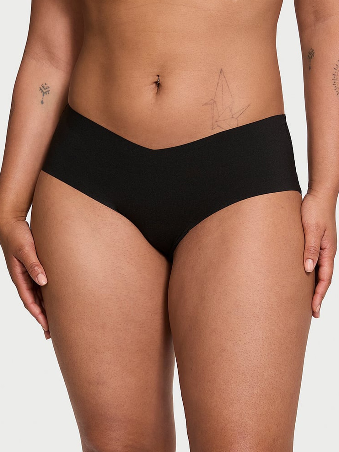 

Victoria's Secret Women No-Show Lace-Trim Hipster Briefs, Black