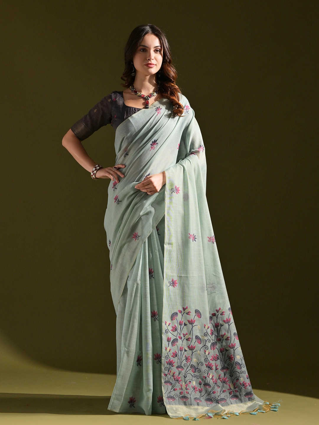 

AWRIYA Floral Printed Pure Cotton Saree, Turquoise blue