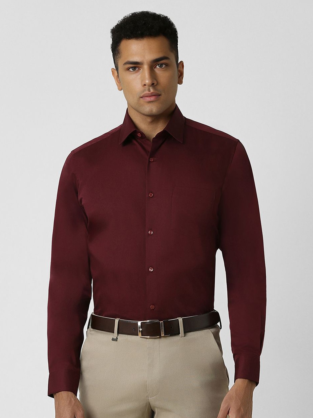 

Van Heusen Men Spread Collar Solid Cotton Slim Fit Formal Shirt, Maroon