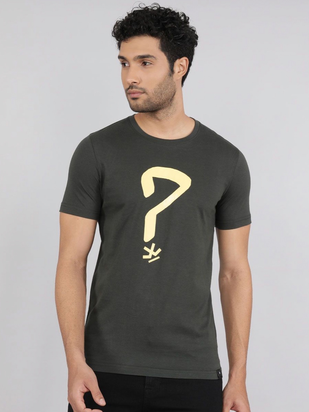 

WROGN Men Graphic Printed Round Neck Cotton T-shirt, Olive
