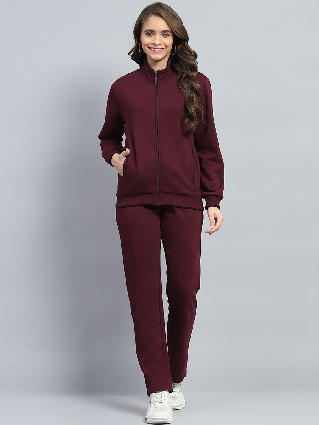 

Monte Carlo Women Long Sleeves Mid-Rise Tracksuits, Maroon